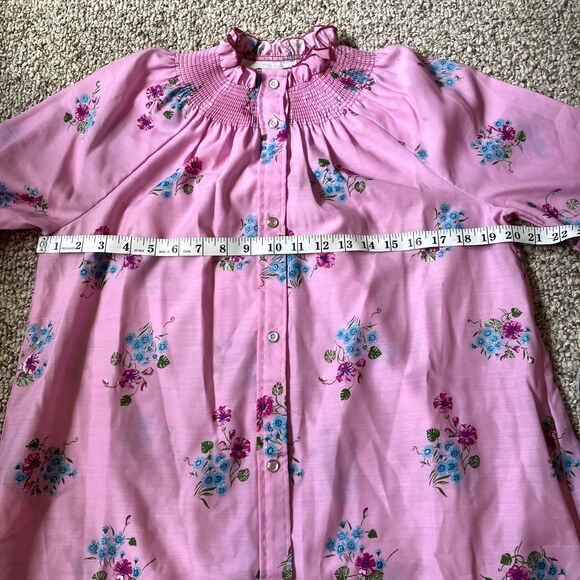 NWT Vintage Models Coat Nightgown Size 8 M Pink Floral Snap Granny House Coat - Picture 12 of 12